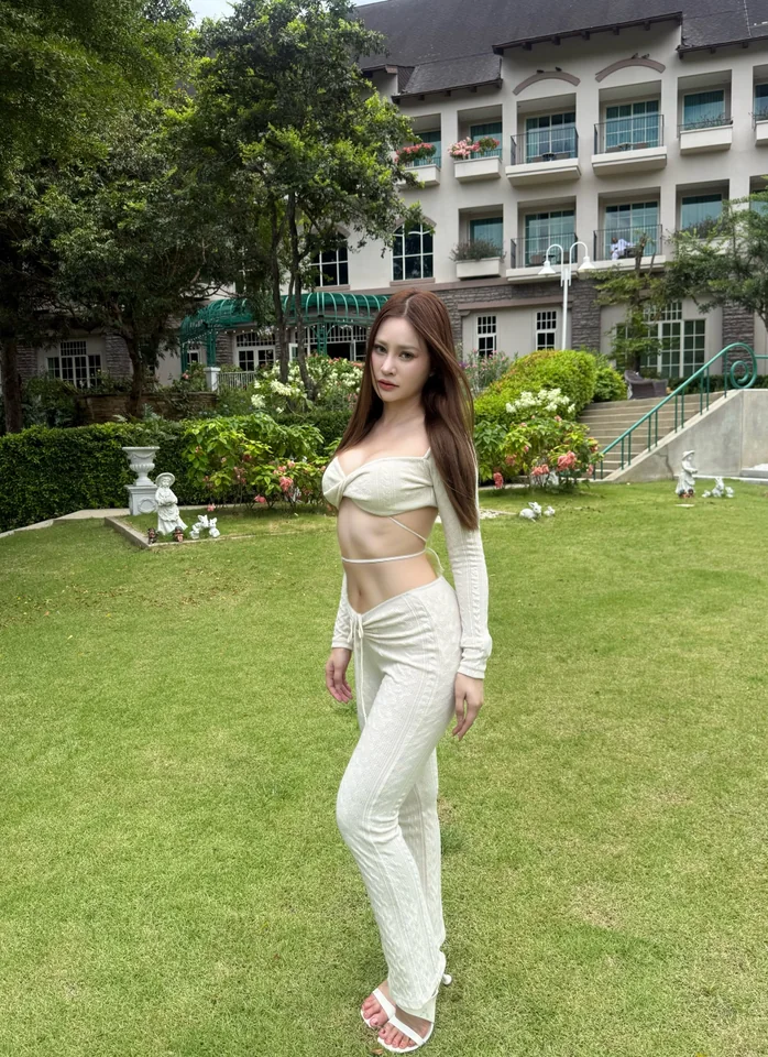 Krittika Kunchaiya สาวข้างสนาม