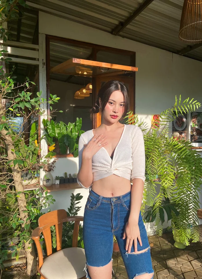 Krittika Kunchaiya เปิดวาร์ปสาวข้างสนาม
